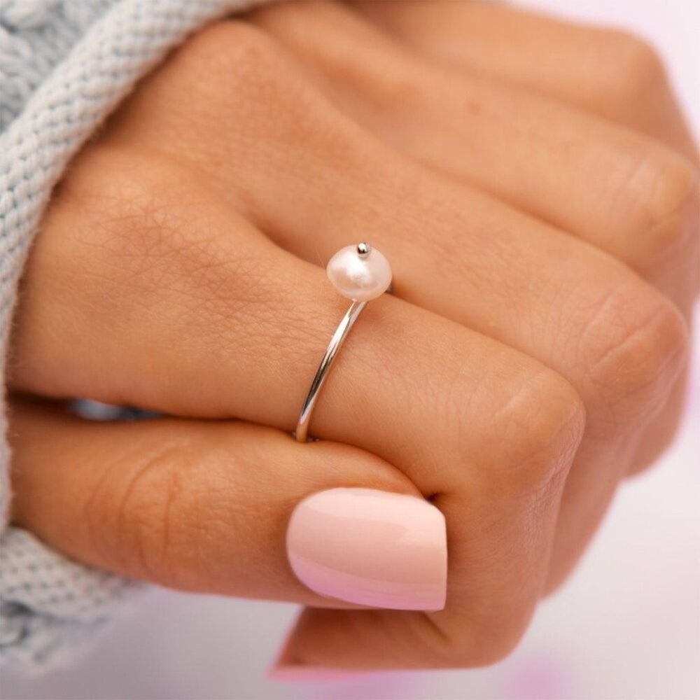 Pura Vida Genuine Pearl Ring Rose Gold Thin Band Size 9 NWT